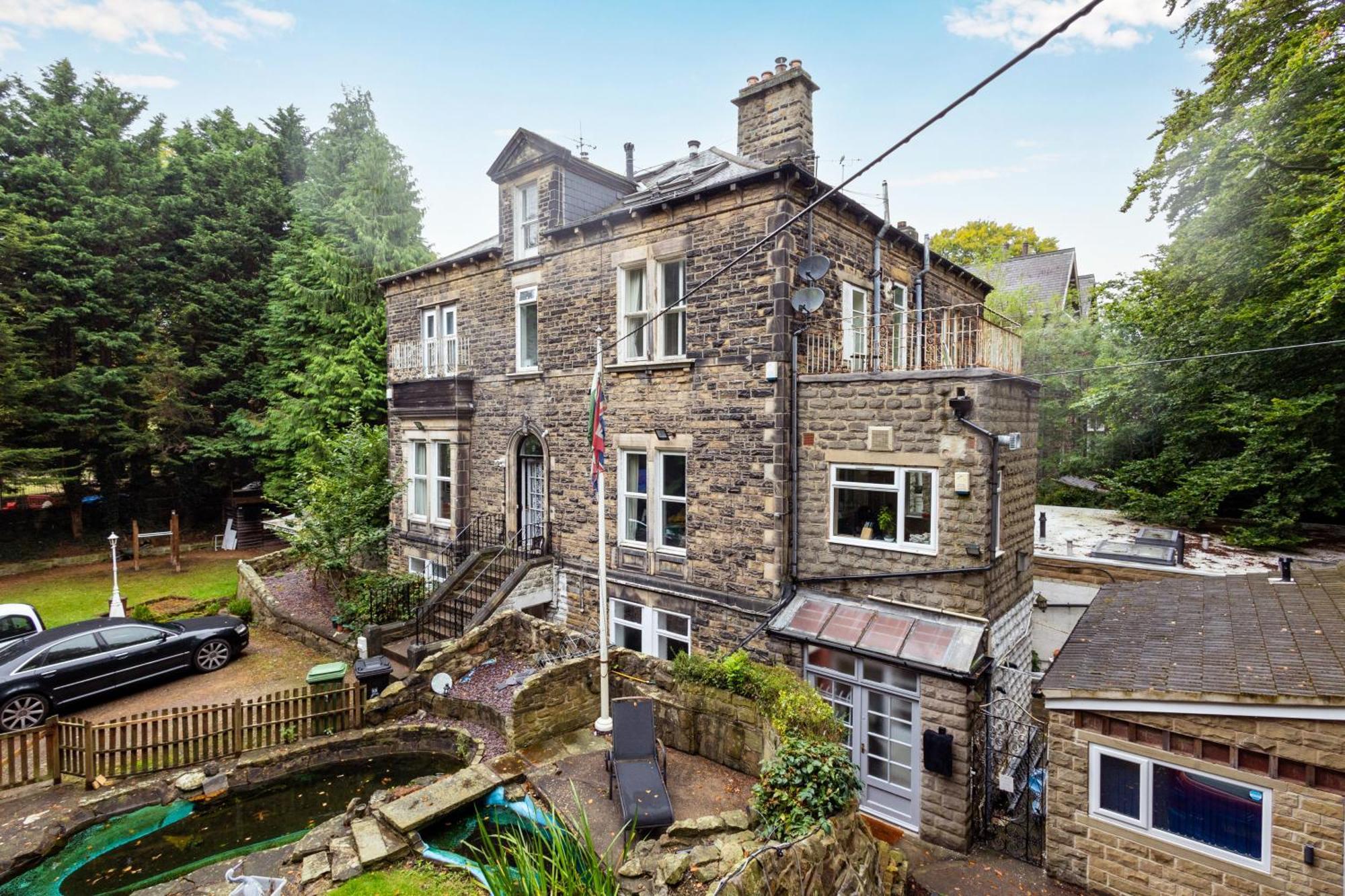 Spacious 3 Bedroom Ground Floor Apartment - 10 Mins From City Centre Leeds  Exterior foto